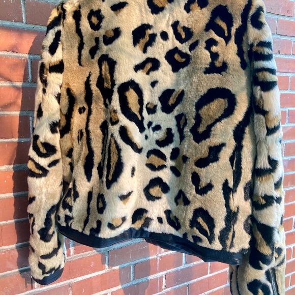 KARL LAGERFELD PARIS Leopard Bomber Jacket | Perfect fall jacket - Picture 8 of 12